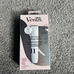 Gillette Venus Gentle Trimmer for Women - White